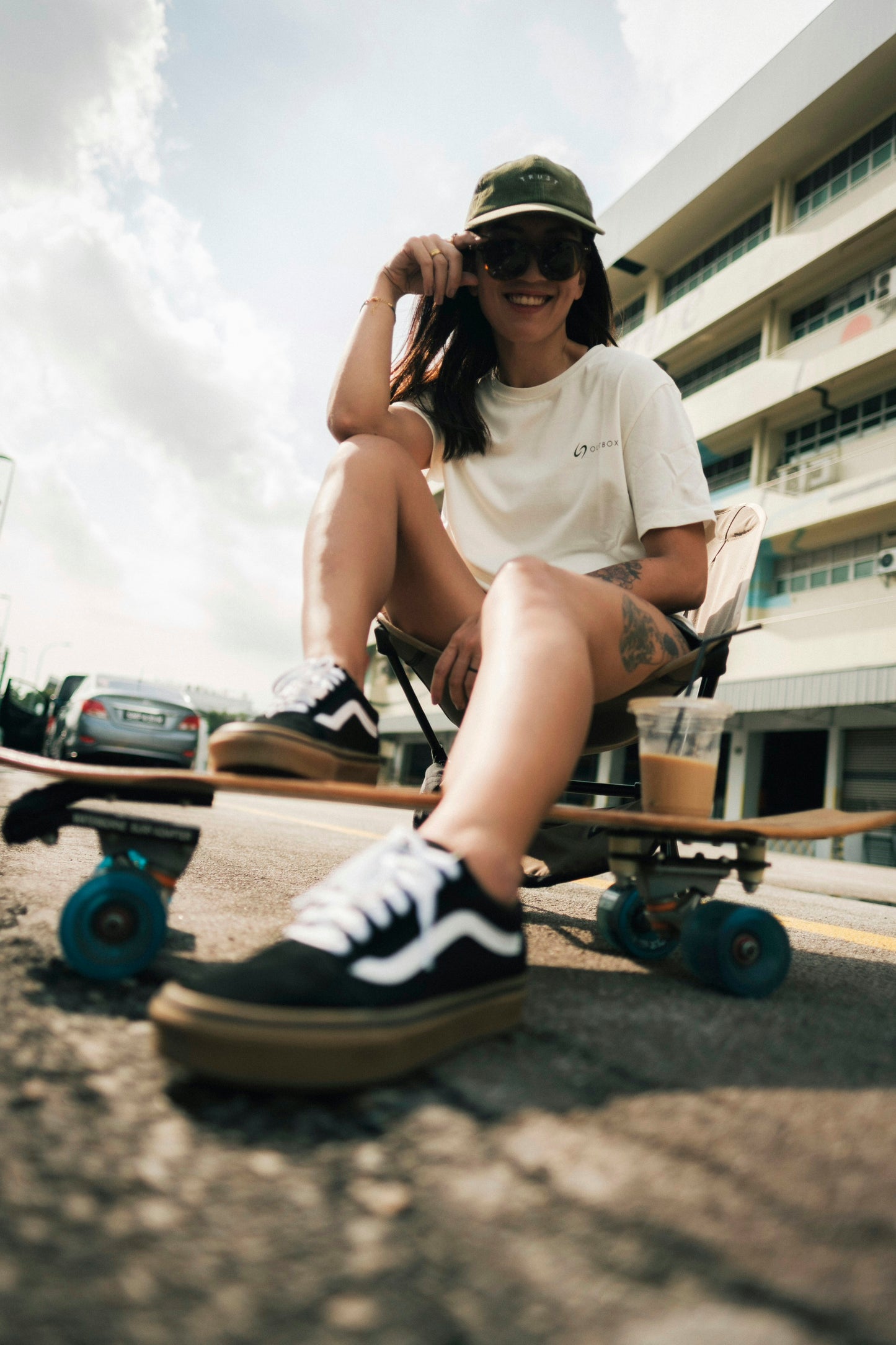 AVOBOX BEIGE TEE